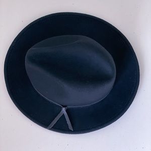 Mint Condition 100% Wool Fedora Hat